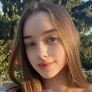 angel_alexxa